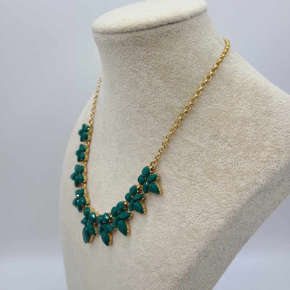 J Crew Green Resin Gold Tone Necklace NWOT! - Picture 5 of 10